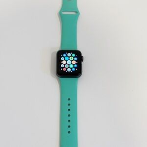 Apple Watch Series 3 38mm Space Gray GPS + Teal Sport Band (Reset)